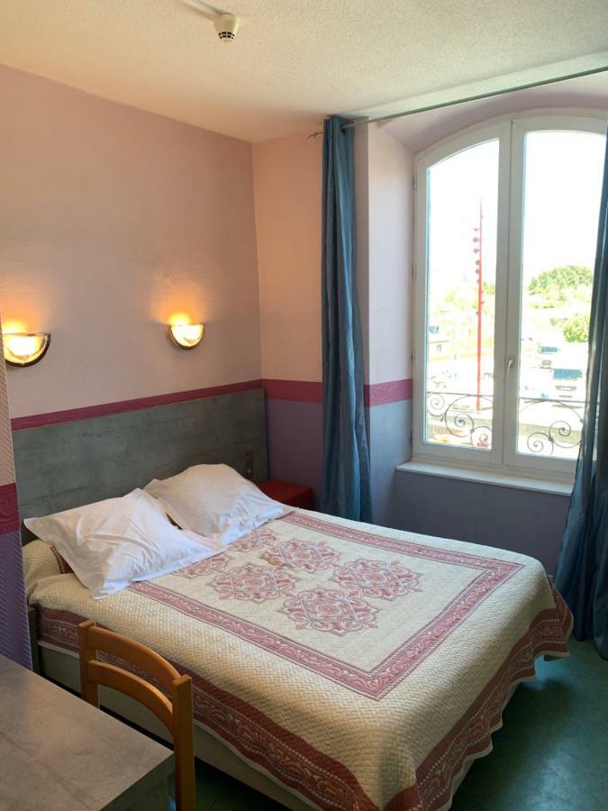 Hotel Des Voyageurs Chez Betty Neussargues en Pinatelle Exteriér fotografie